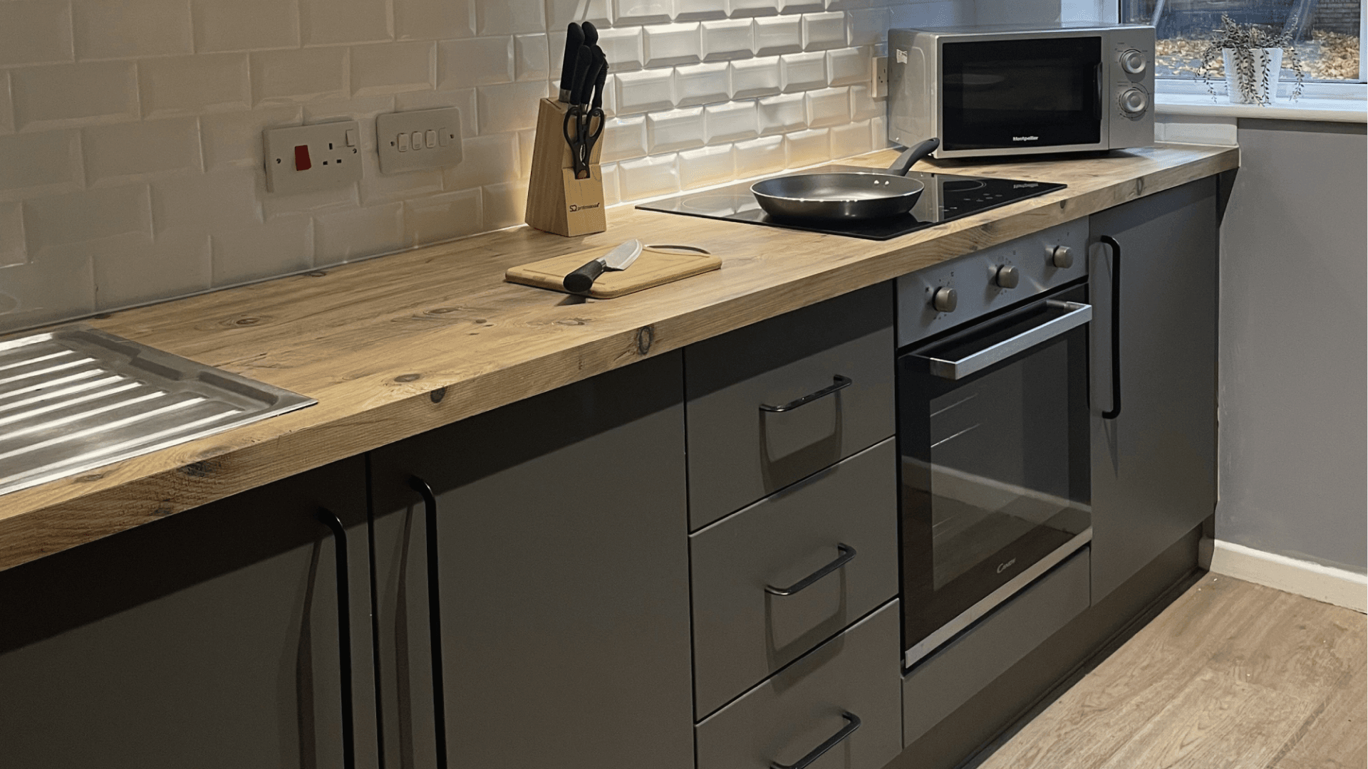 Classic 3 Bed Flat - 5