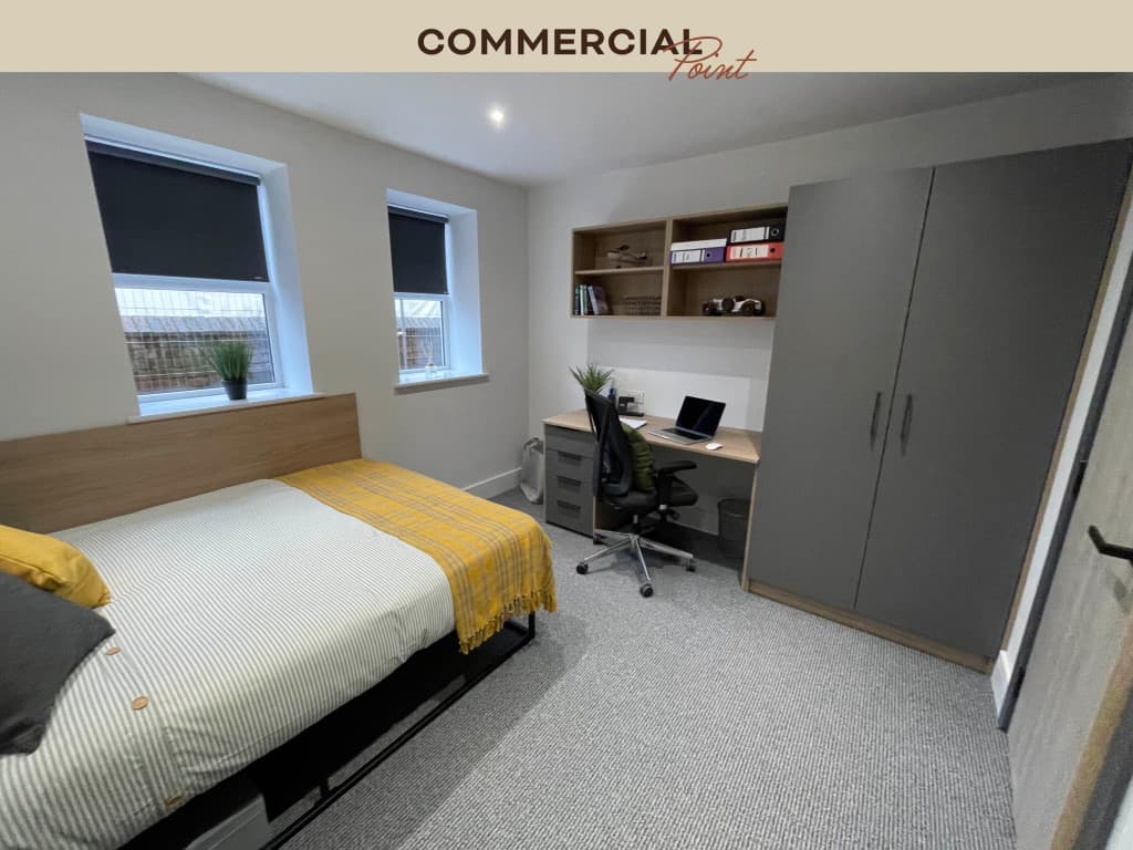 Flat 1,Commercail Point - 3