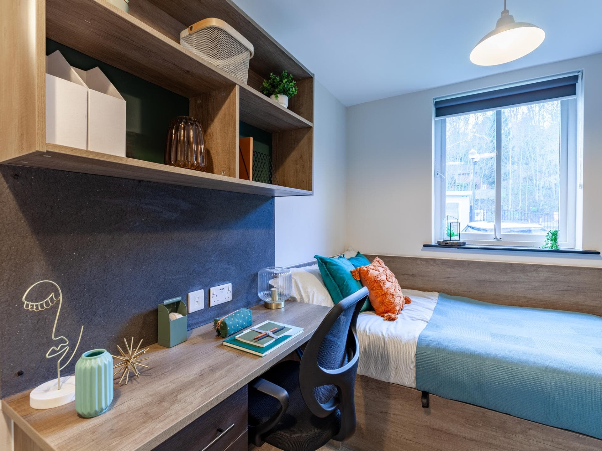 Medium Ensuite - 1