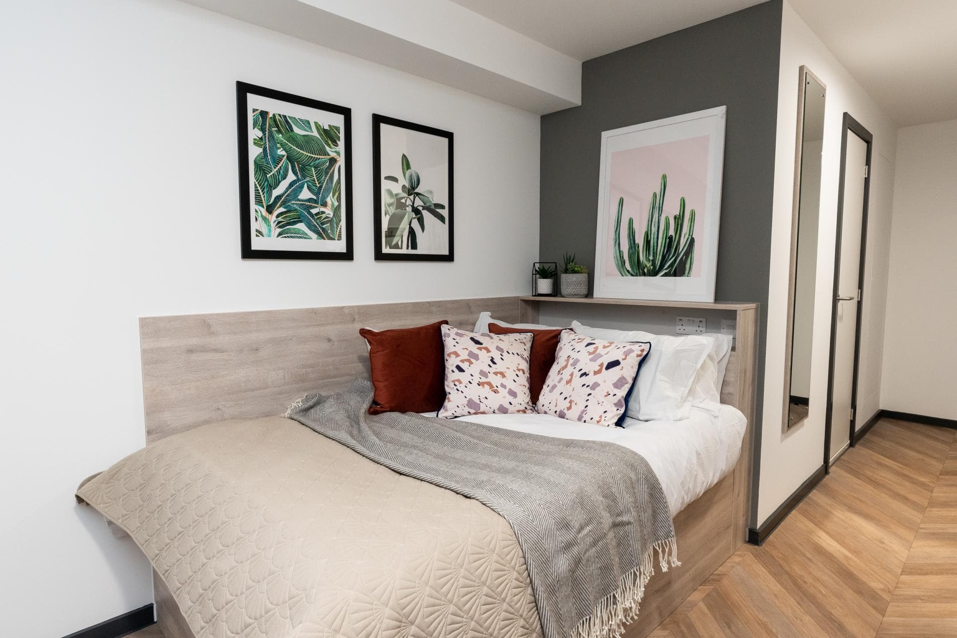 Bronze En Suite - 1