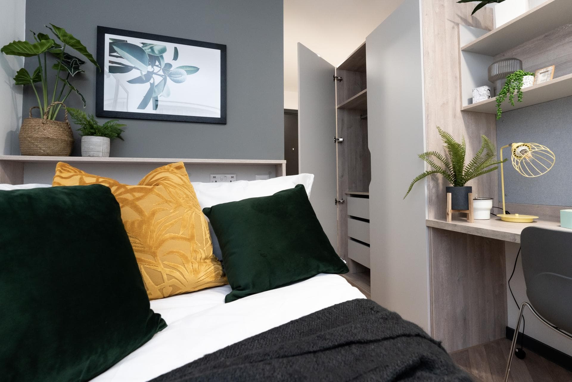 Silver En Suite - 7