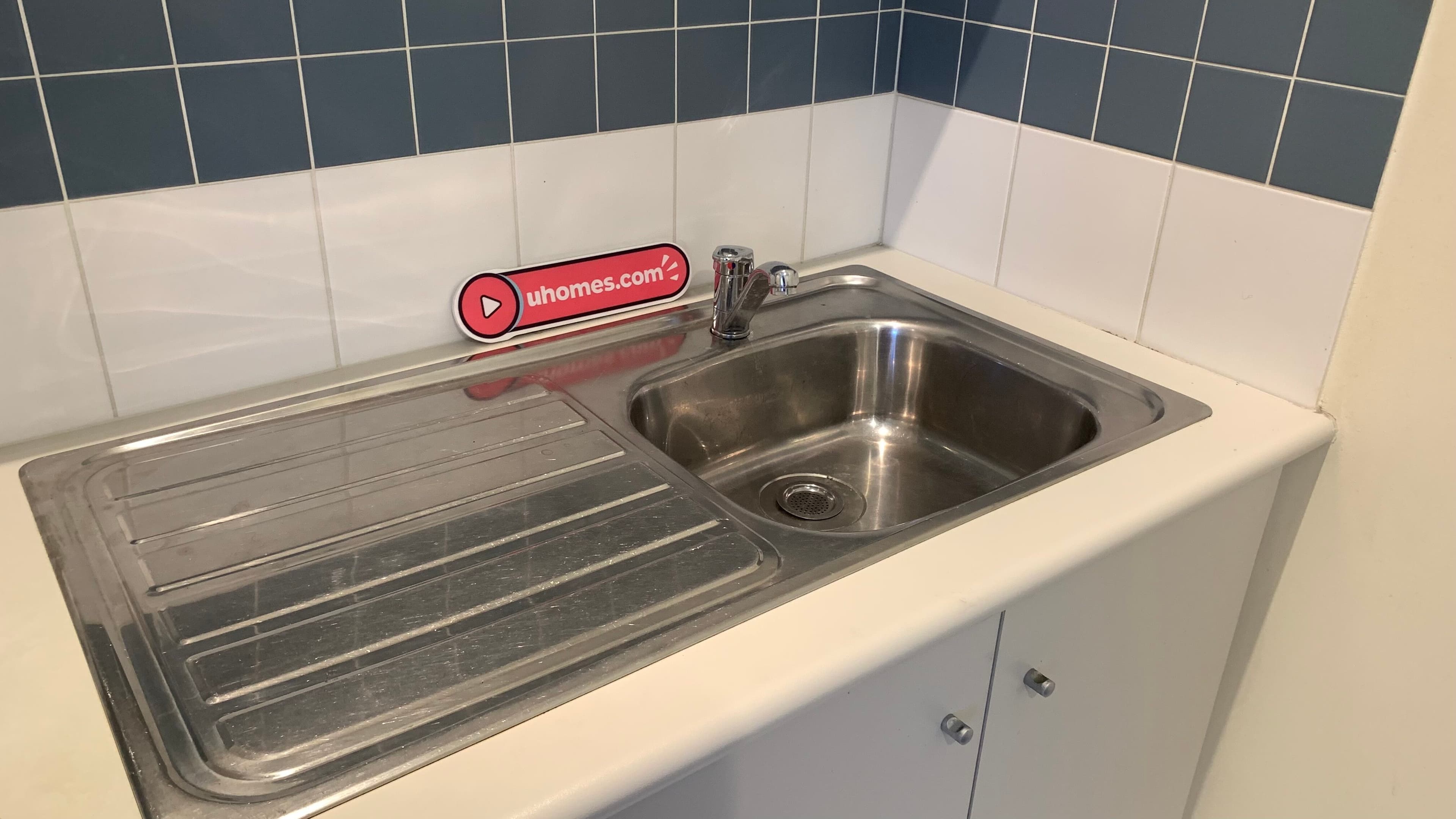 1 Bedroom Apartment-Small - 1