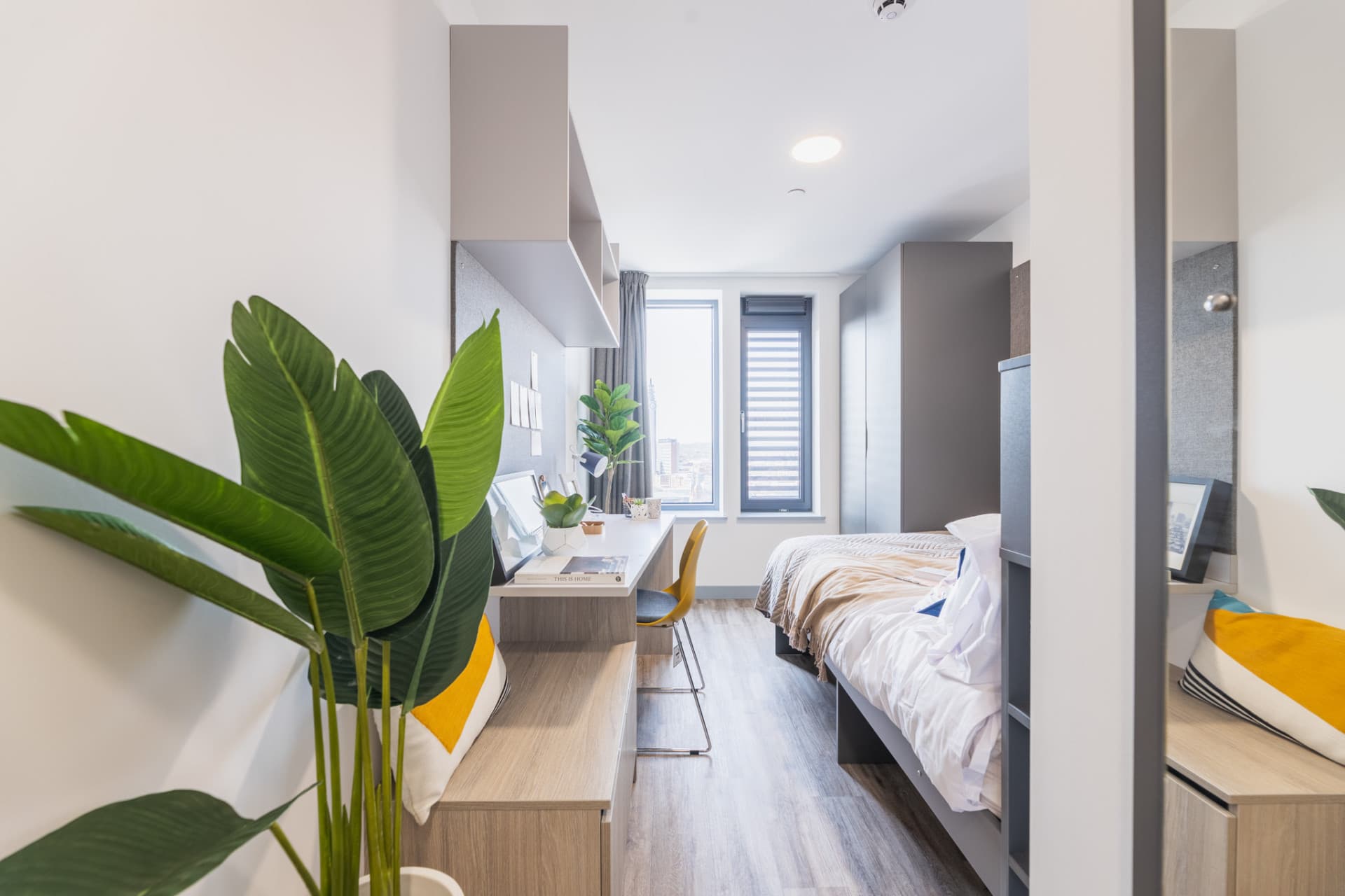 Silver En-Suite - 1
