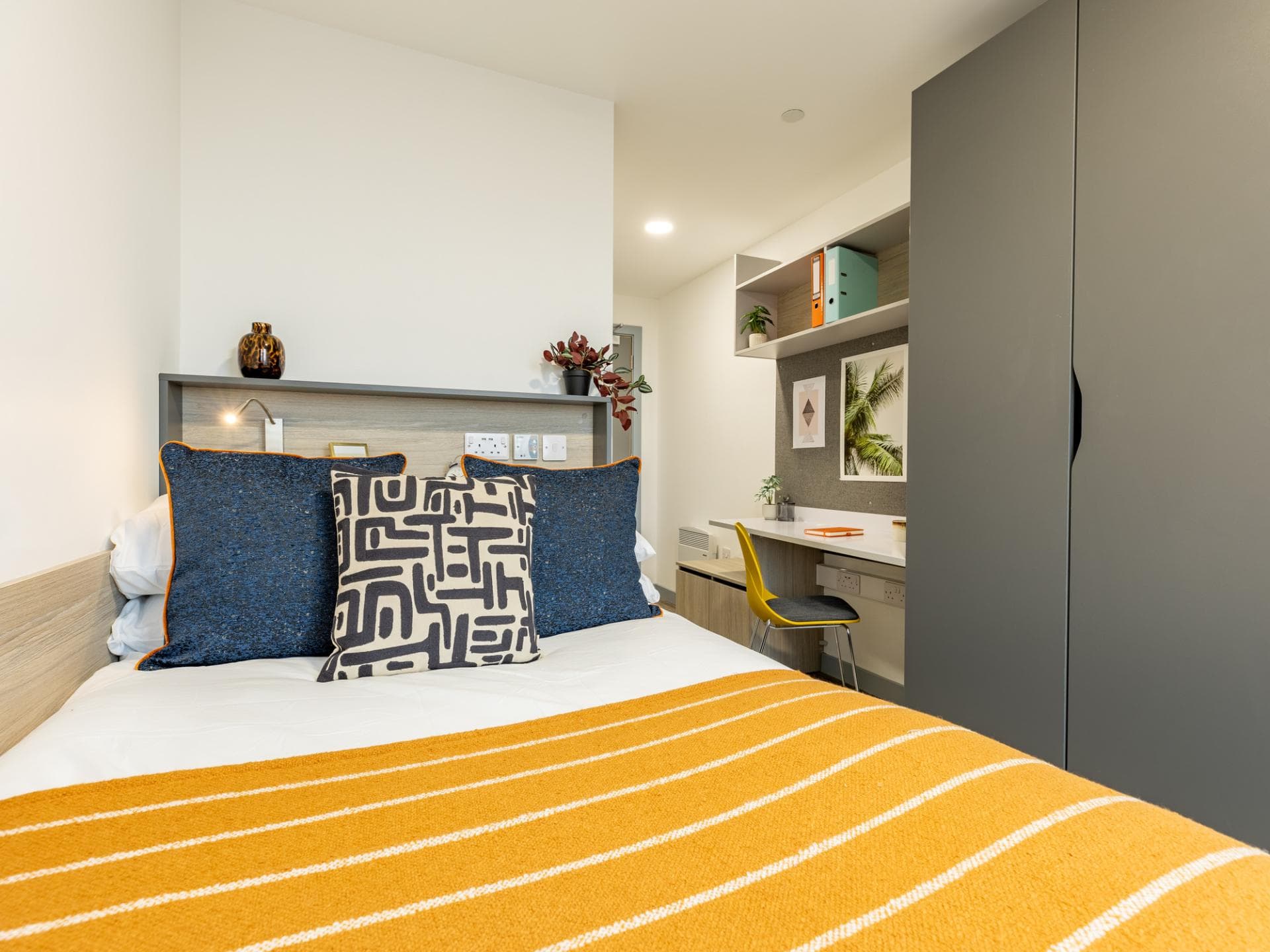 Classic En-Suite - 1