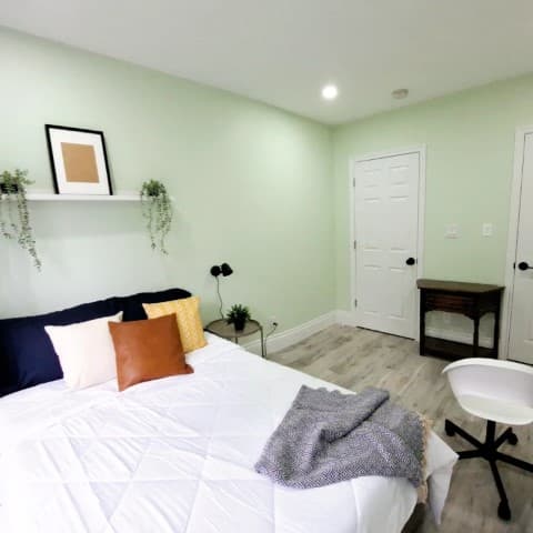 Bluejay Room - 2