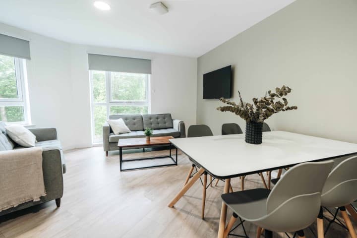 Gold En-Suite - 2
