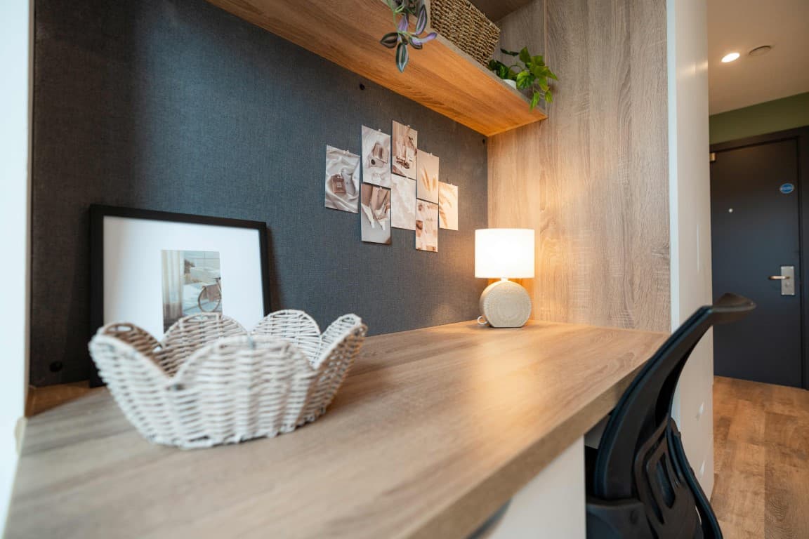 Silver En Suite - 10