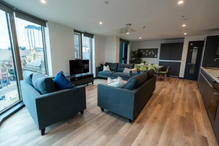 Bronze Plus En Suite - 10