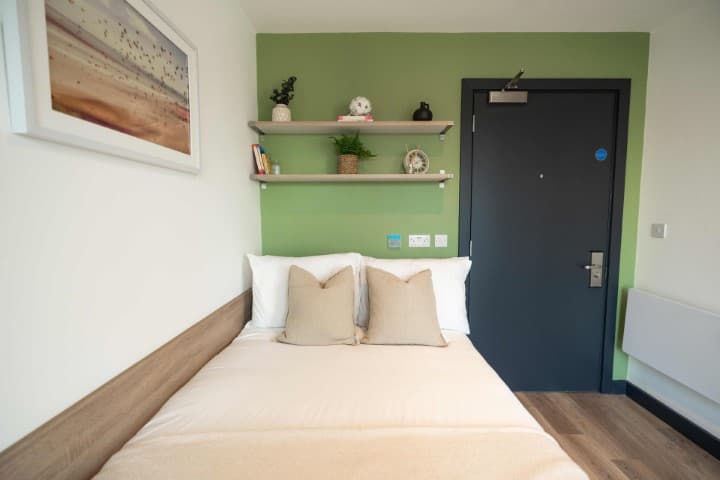Silver Plus En Suite - 3