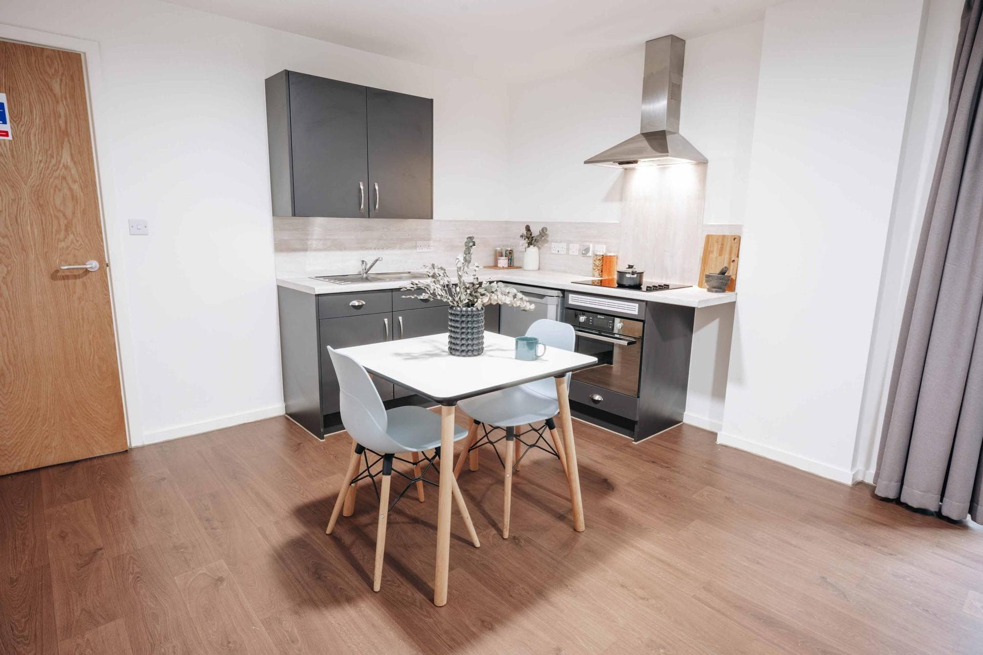 Platinum 1 Bed Apartment (High Floors) - 4