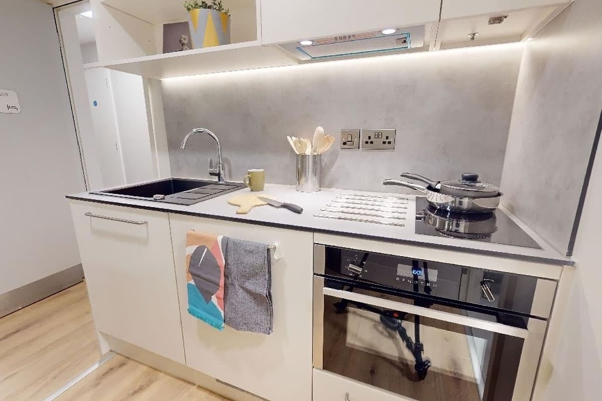 Bronze Two Bed Apartment Plus - 4