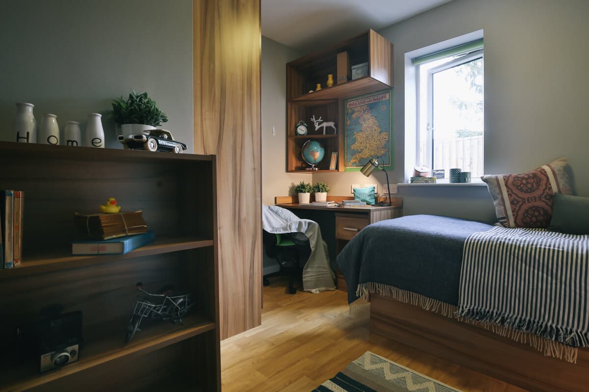 6 Bed Apartment - Double Bed - 5
