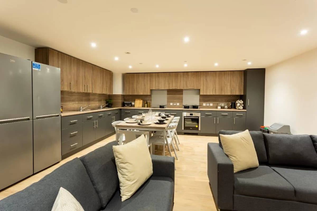 8 Bed Premium En-Suite - 4