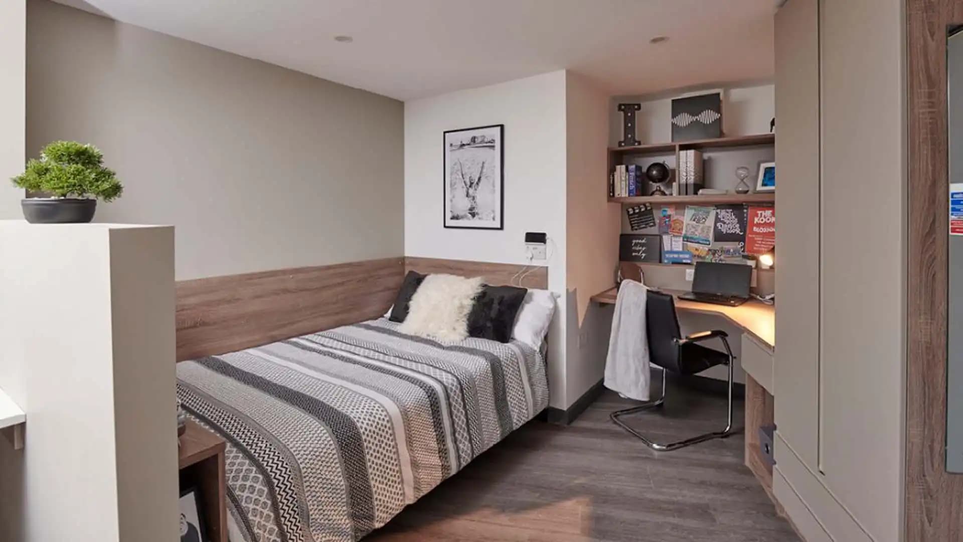 Superior En Suite Plus - 6