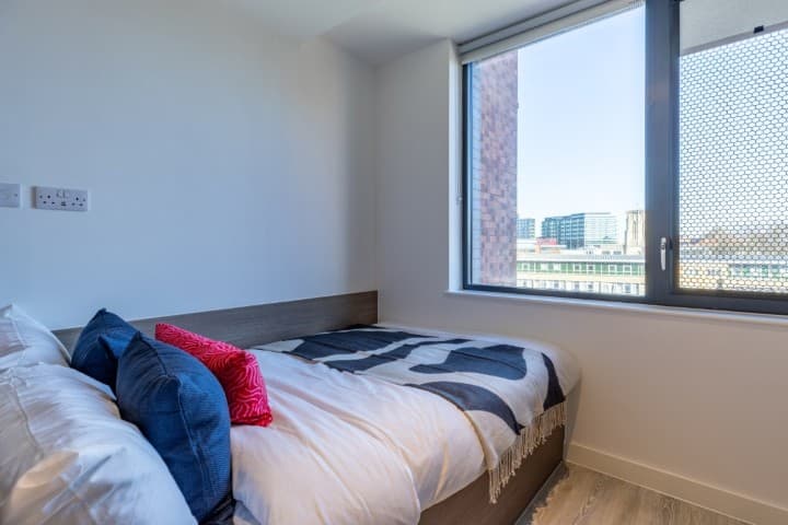 Silver En Suite - 1