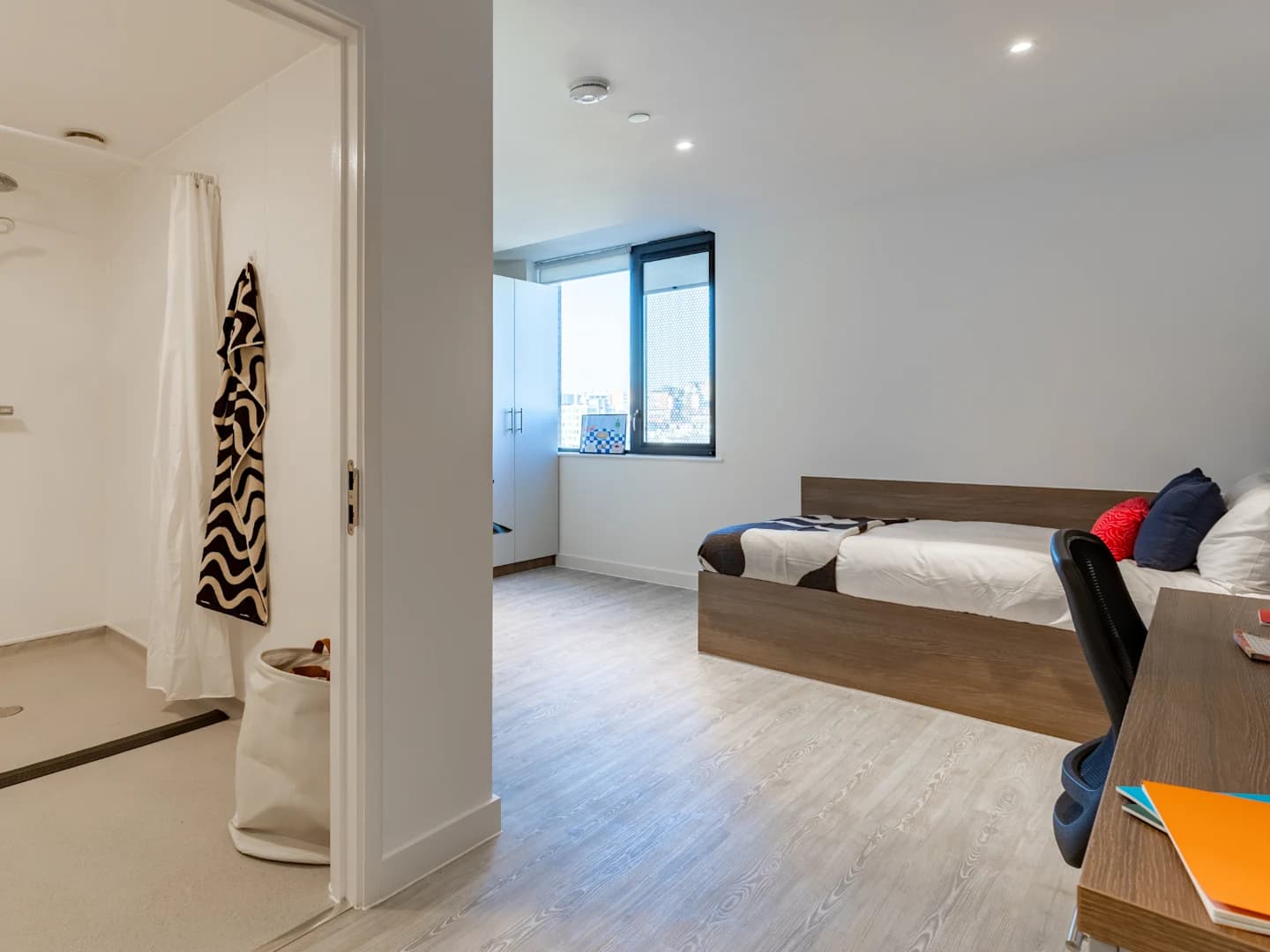 Skyline Platinum Studio - 6
