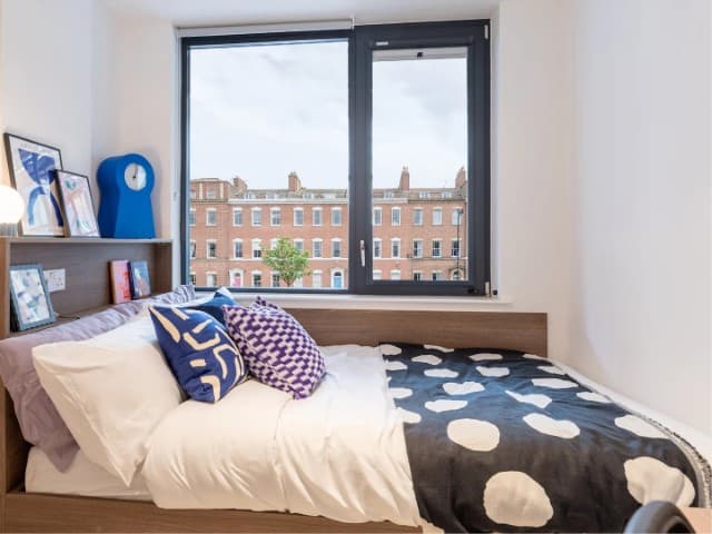 Skyline Silver En Suite - 9