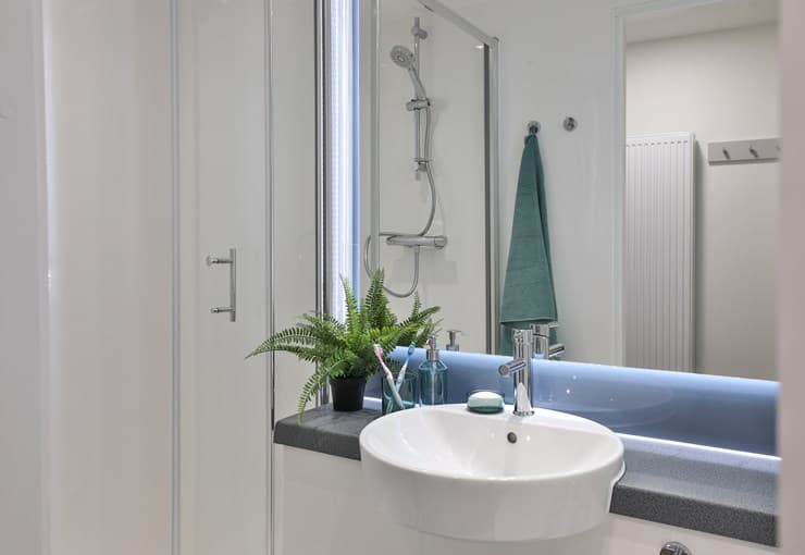 Copper En-Suite - 4