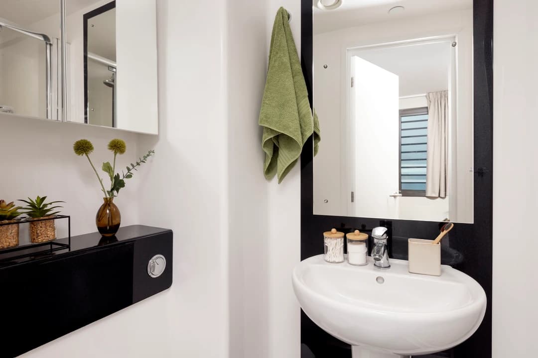 Medium Highest Double En-Suite - 2