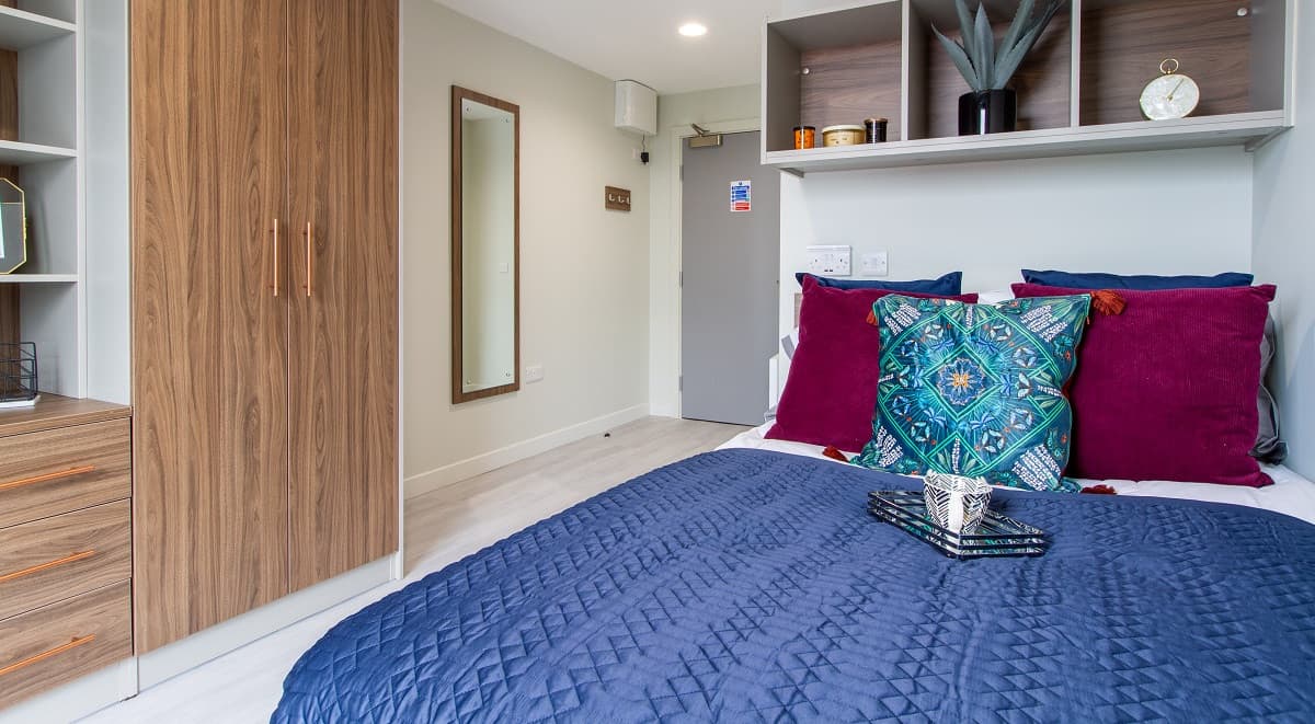 En Suite Cluster 5 Bed - 1