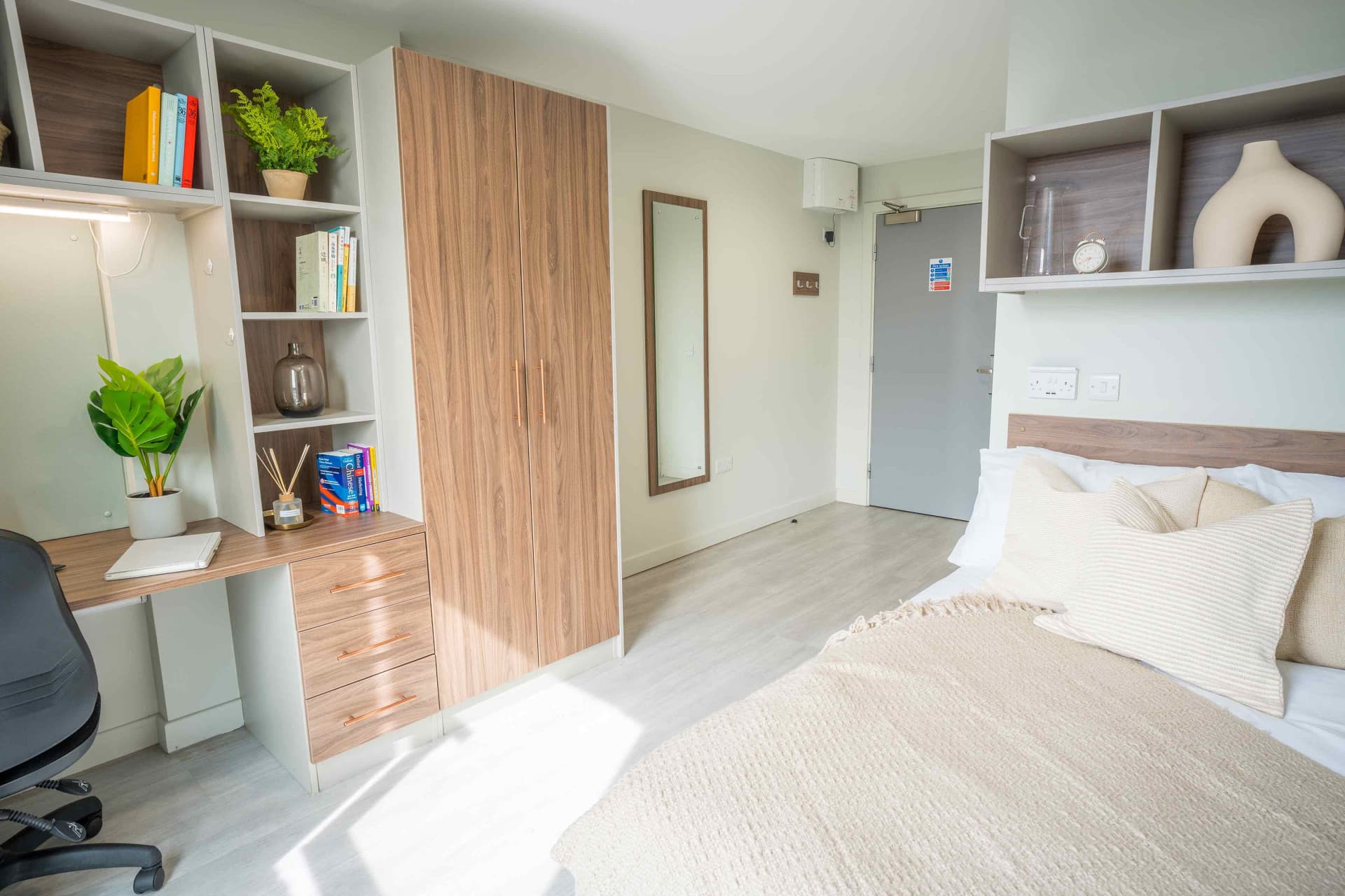 En Suite Cluster Premium 3 Bed - 1