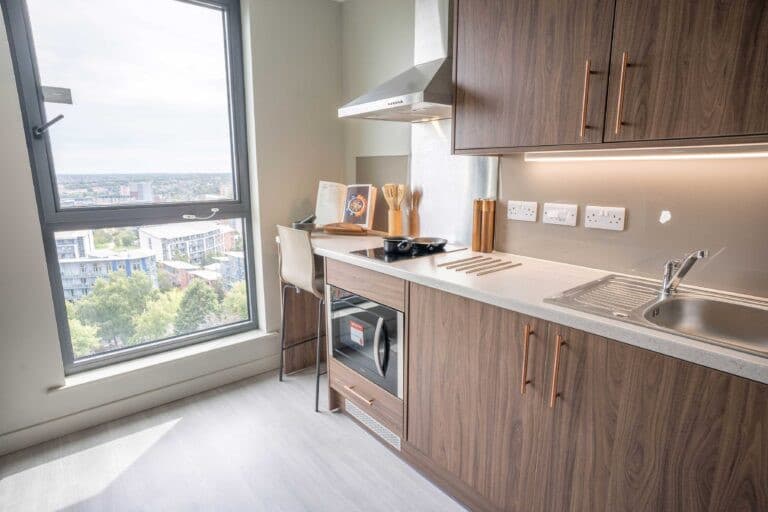 Premium City View Studio - 3