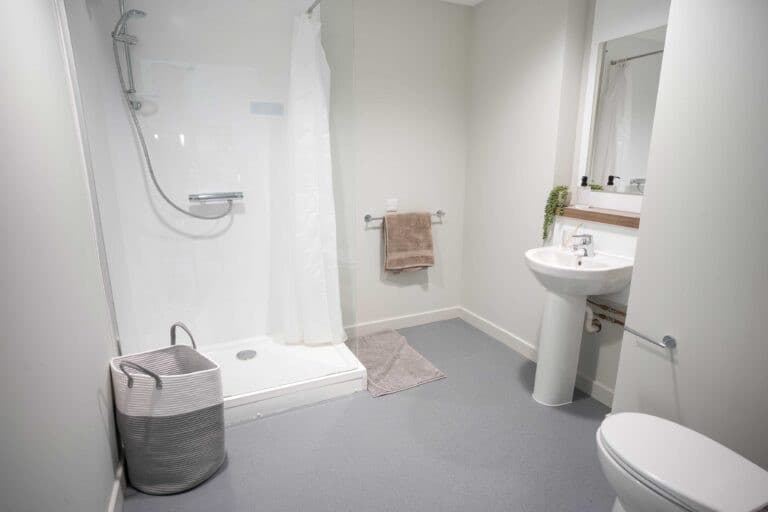 Premium Accessible Studio - 4