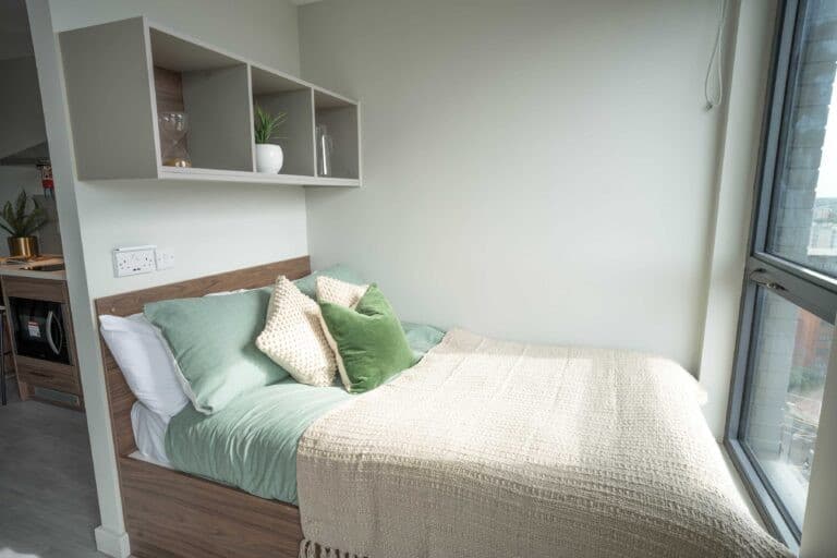 Premium Accessible Studio - 1