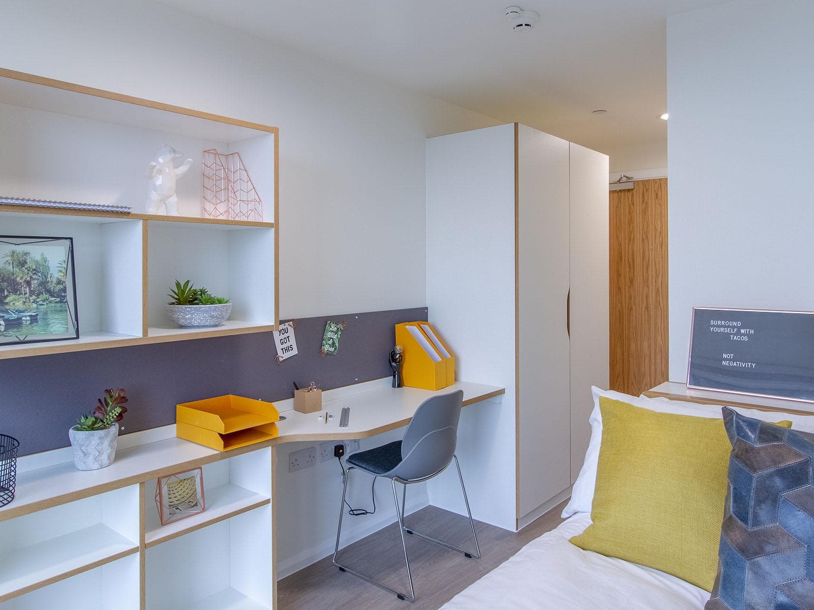 Bronze En Suite - 1