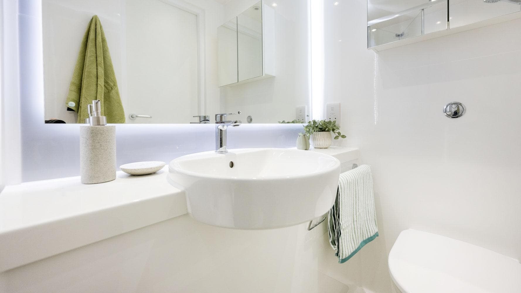Classic En-Suite - 2